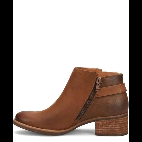 KORKS Sonya Ankle Bootie - Picture 4 of 16